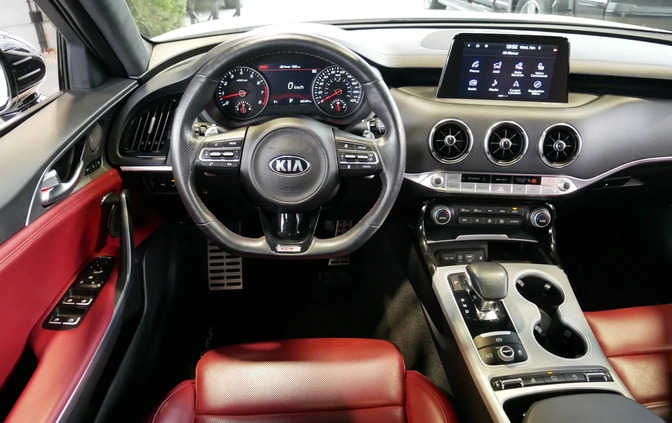 Kia Stinger cena 129900 przebieg: 95000, rok produkcji 2018 z Rawicz małe 529